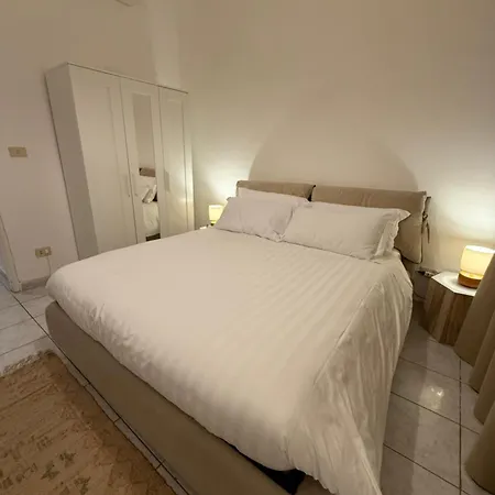 Pietra Apartment 2 , Colosseo-2